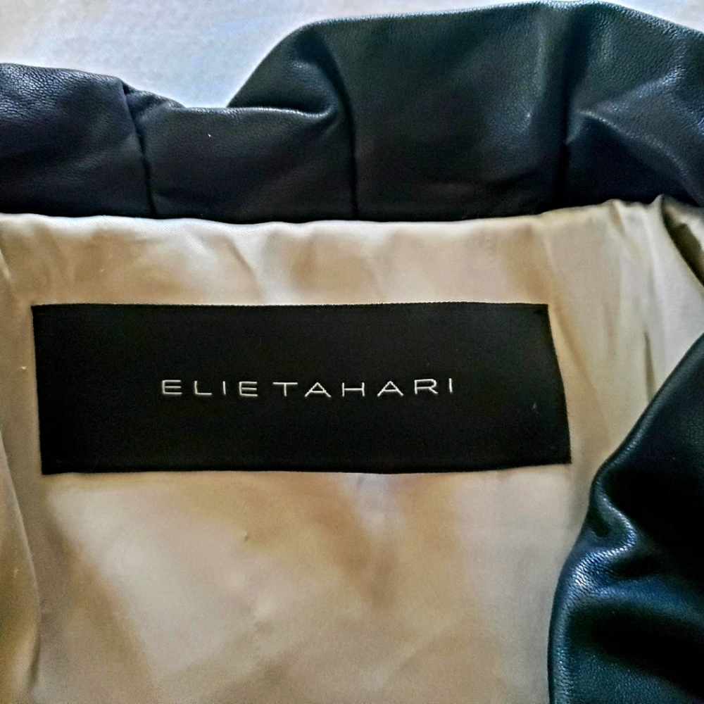 Elie Tahari Calfskin Women's Size S Leather Coat